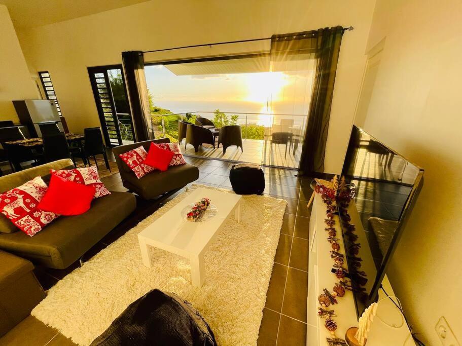 Tahiti Moeatama : Villa Nui Avec Piscine Privee Папеете Екстериор снимка