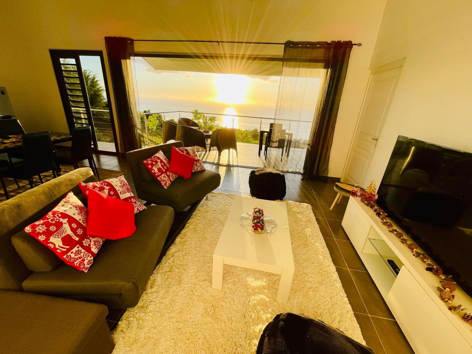 Tahiti Moeatama : Villa Nui Avec Piscine Privee Папеете Екстериор снимка